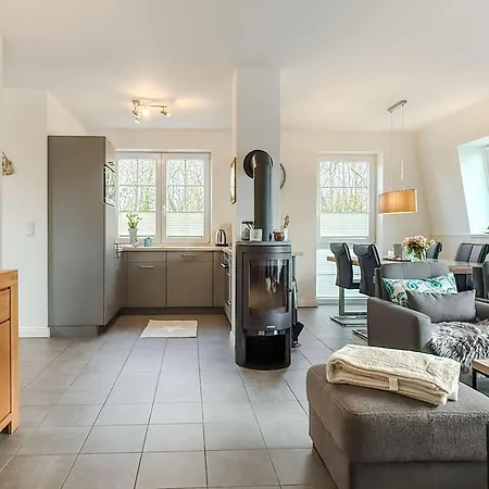 Modernes-wohnen-am-meer-2-og Holiday home
