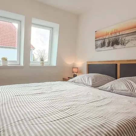 Modernes-wohnen-am-meer-2-og Holiday home