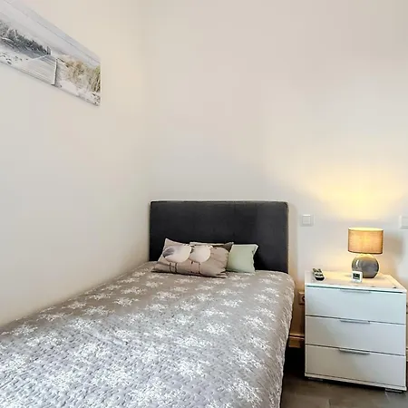 Modernes-wohnen-am-meer-2-og Holiday home *