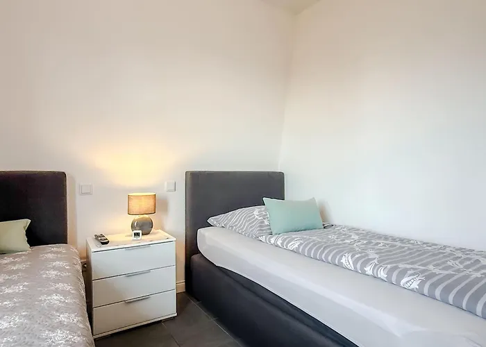 Modernes-wohnen-am-meer-2-og Semesterbostad *